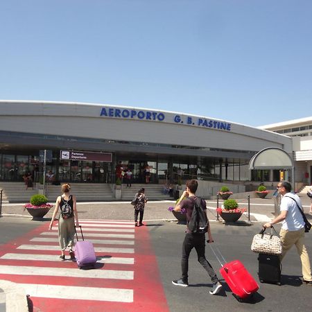 A Casa Di Marco Guesthouse - Apt Di Ciampino E Stazione Per Roma Marino Eksteriør bilde